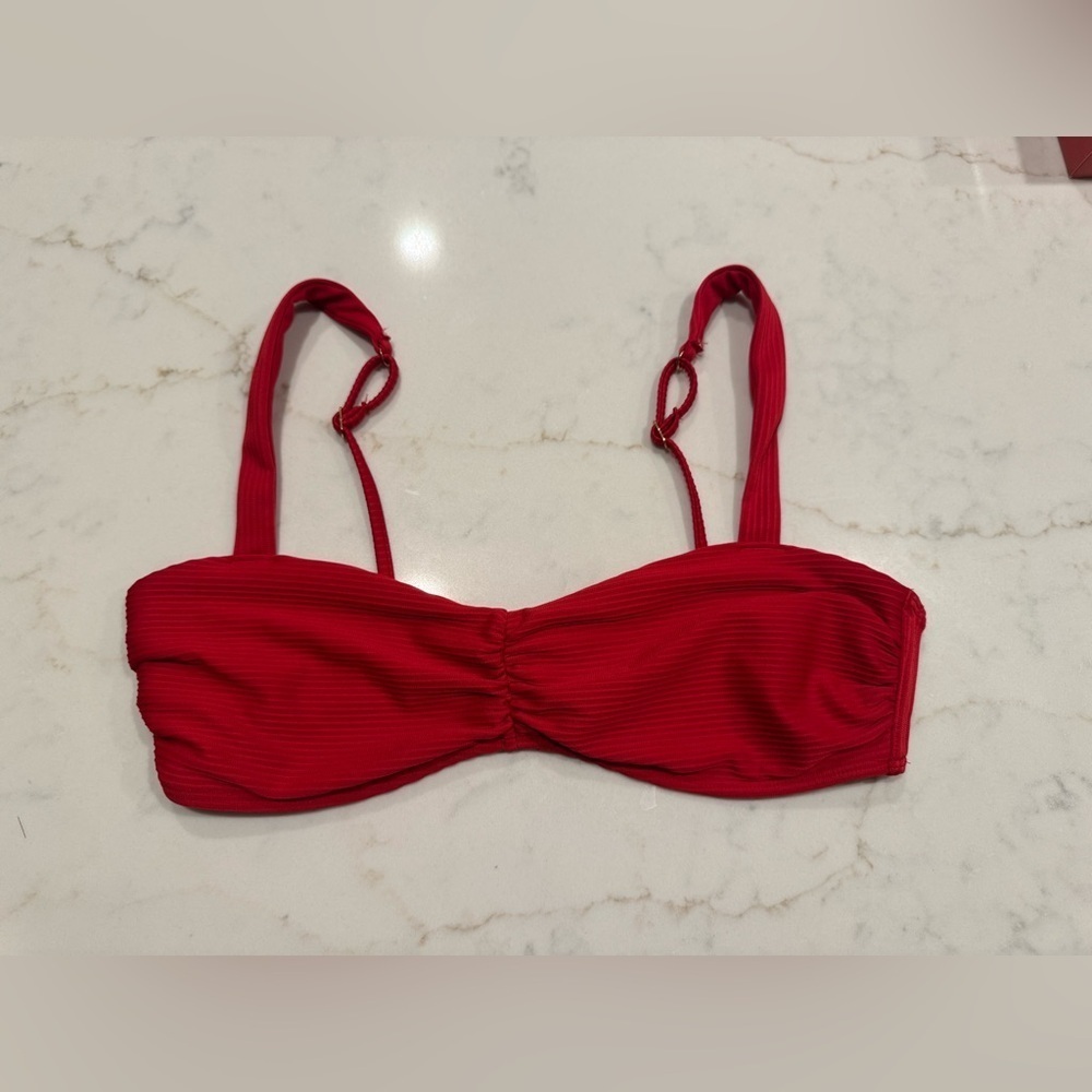 Hollister Red Ruched Ribbed Bikini Top Size Medium EUC